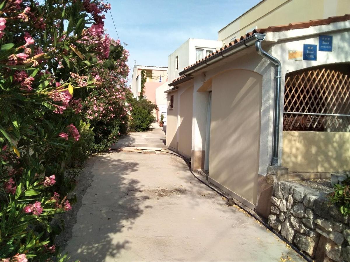 Isabele Apartment Brodarica  Exterior foto